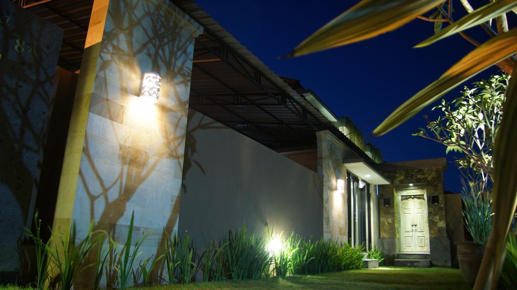 Surya Guest House Sanur Exteriör bild